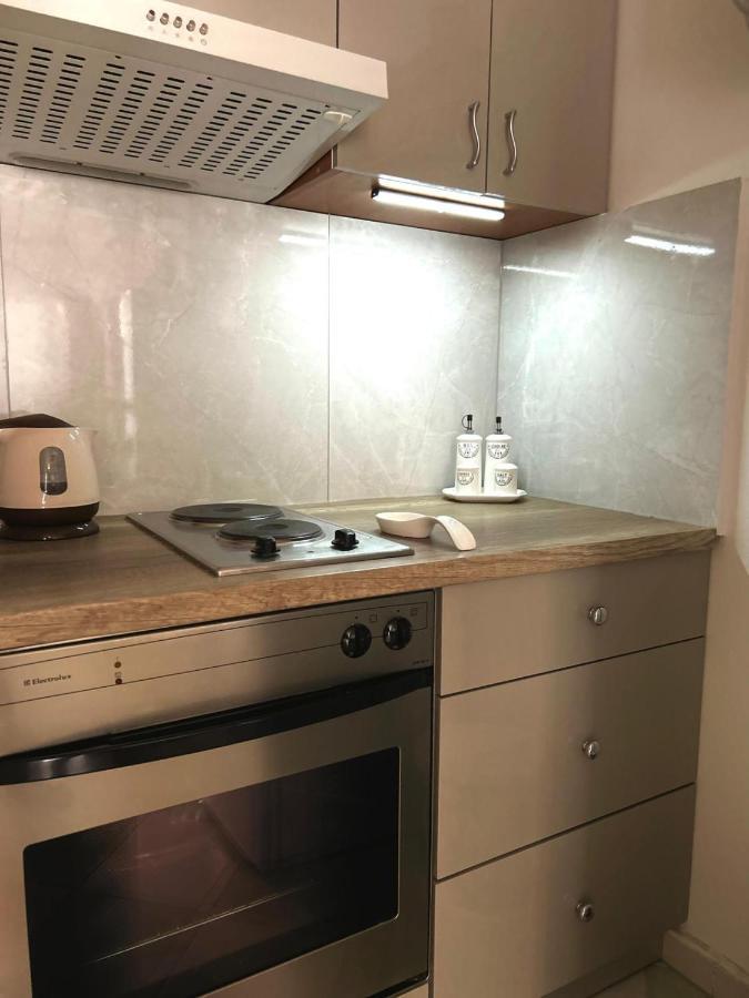 Apartments Villa Mira Kaštela Екстериор снимка