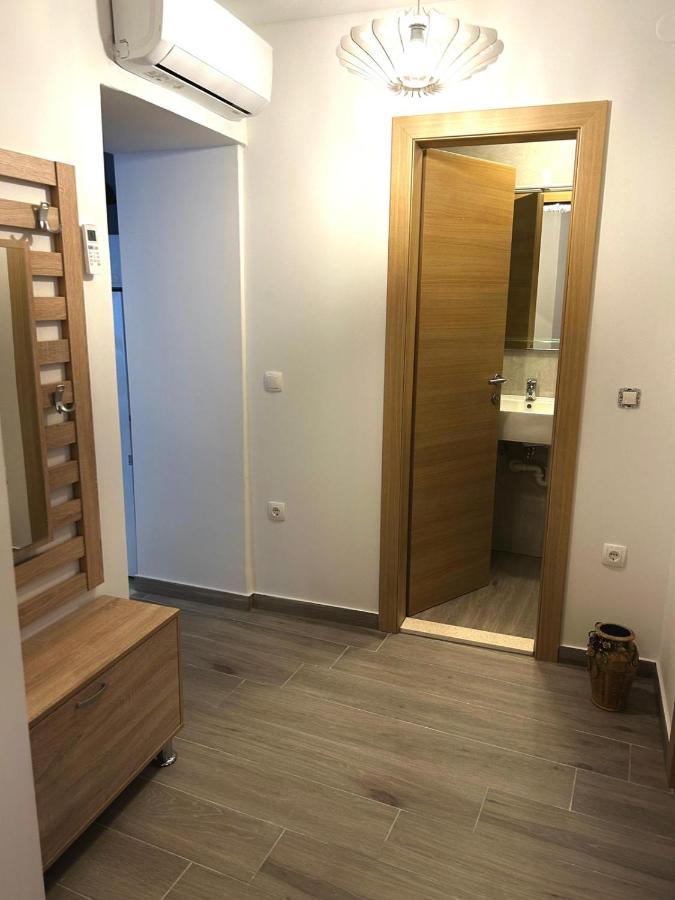Apartments Villa Mira Kaštela Екстериор снимка