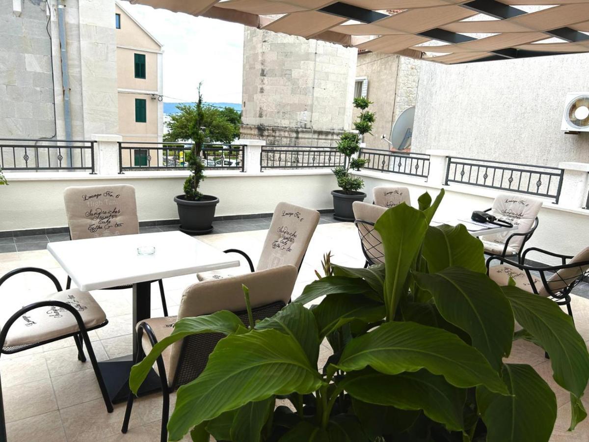 Apartments Villa Mira Kaštela Екстериор снимка